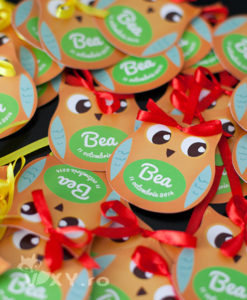 invitatie bufniță, invitatie personalizata, invitatie botez bufnita, invitatie scorbură bufniță, vixy.ro, bufniță, papetarie personalizata botez, invitatii deosebite, invitatie tematica, tema bufnite