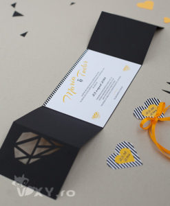 invitatie nunta deosebita, invitatie nunta inima, invitatie nunta decupata, invitatie deosebita, invitatie decupata, vixy.ro, invitatie nunta moderna, papetarie nunta personalizata, invitatii speciale, invitatii altfel