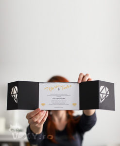 invitatie nunta deosebita, invitatie nunta inima, invitatie nunta decupata, invitatie deosebita, invitatie decupata, vixy.ro, invitatie nunta moderna, papetarie nunta personalizata, invitatii speciale, invitatii altfel