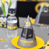 petreceri tematice, petreceri personalizate, batman, petrecere batman, papetarie batman, coif batman, ghirlanda batman, briose batman, etichete batman, etichete personalizate, ghirlanda personalizata, ghirlanda nume, cutii popcorn batman, popcorn batman, cutii personalizate batman, vixy.ro, candy bar, candy bar batman, aniversare batman,petrecere galben si negru, petreceri copii